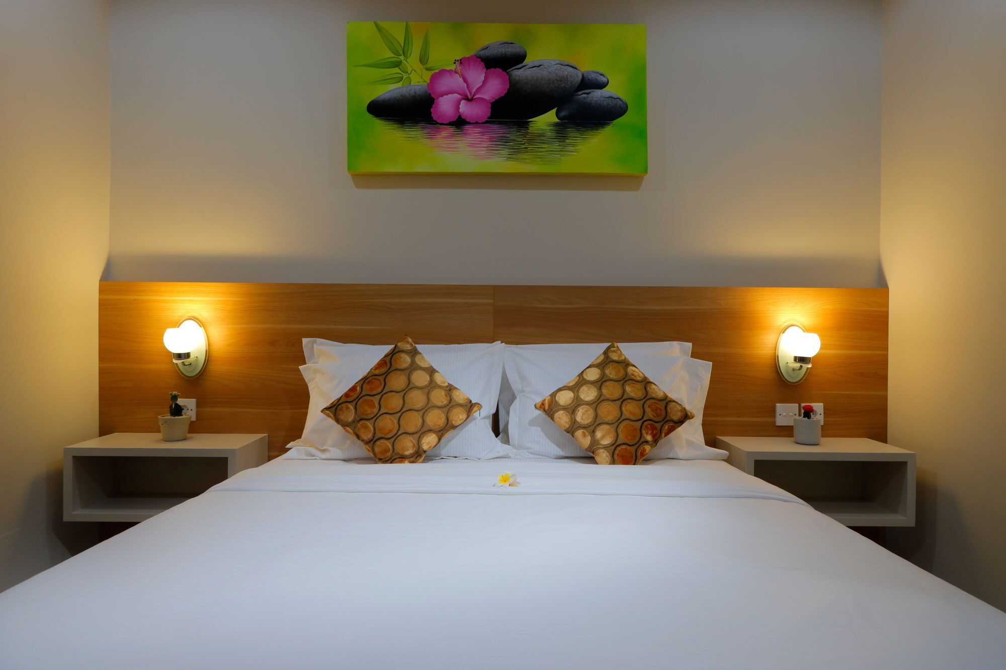Iconic Bali Living Bed & Breakfast Denpasar  Ngoại thất bức ảnh